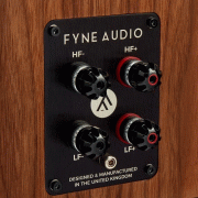   Fyne Audio Vintage Fifteen Walnut:  4