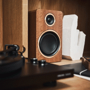   Argon Audio Fenris A5 Walnut:  5