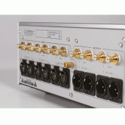   Luxman C-10X Silver:  4
