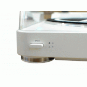   Audio-Technica AT-LP60 Bluetooth White:  4
