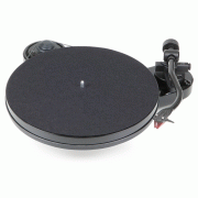  Pro-Ject RPM-1 CARBON PIANO 2M RED