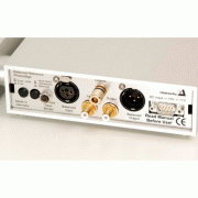 CLEARAUDIO Silver-G-clearaudio Balanced Reference Phonostage ACCU:  4