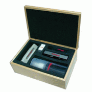    Thorens Cleaning Set in Wooden Box